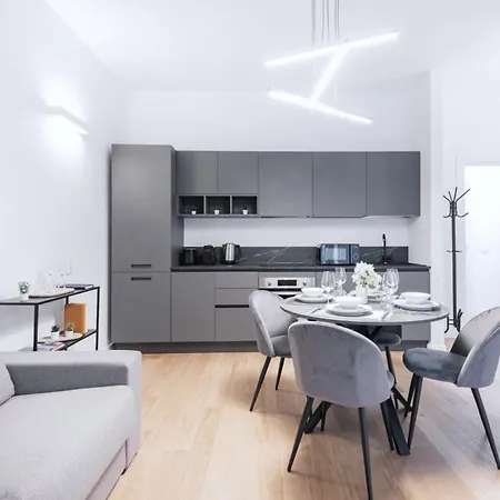 Easylife - Bilocale Con Terrazzo In Risorgimento Appartement